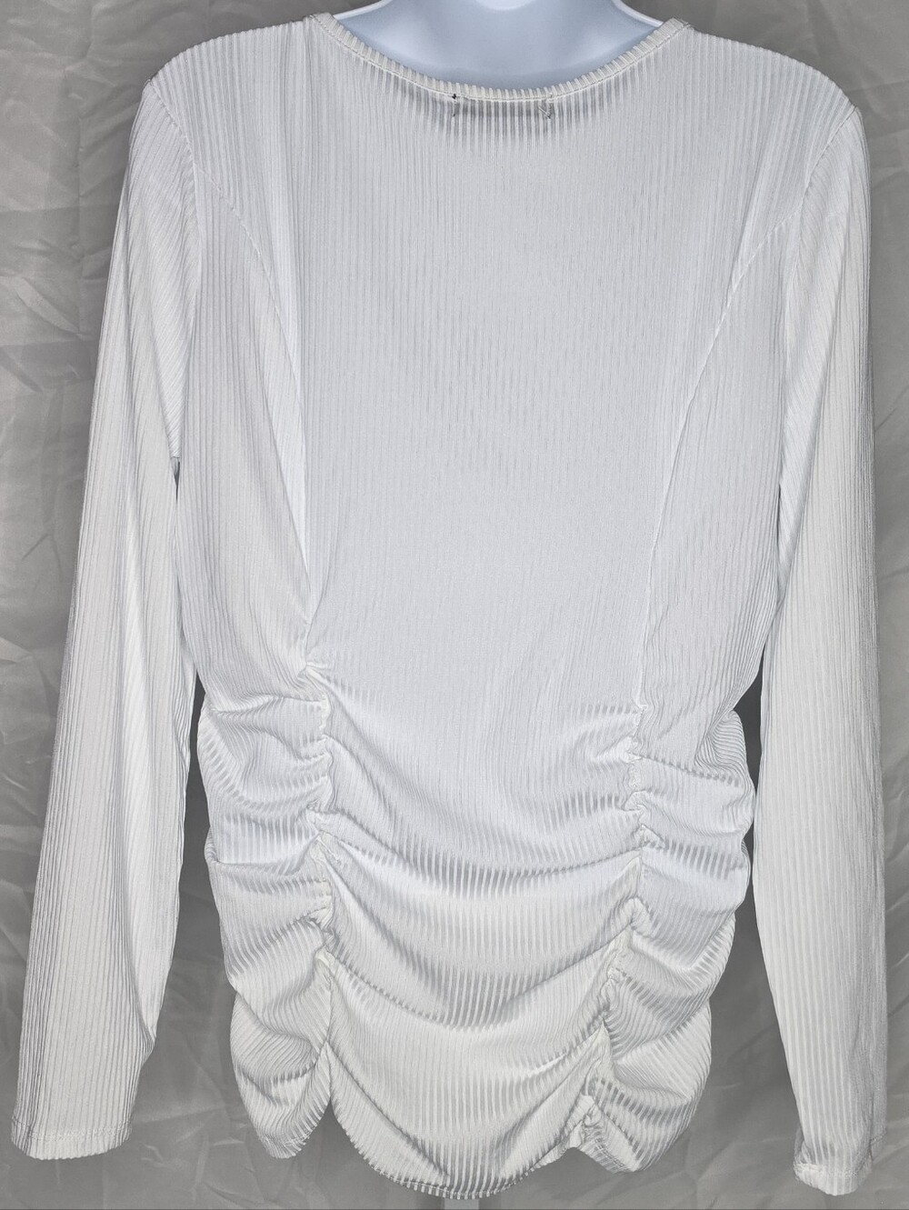 (PLUS+) Ribbed Long Sleeve - Picture 2 of 2